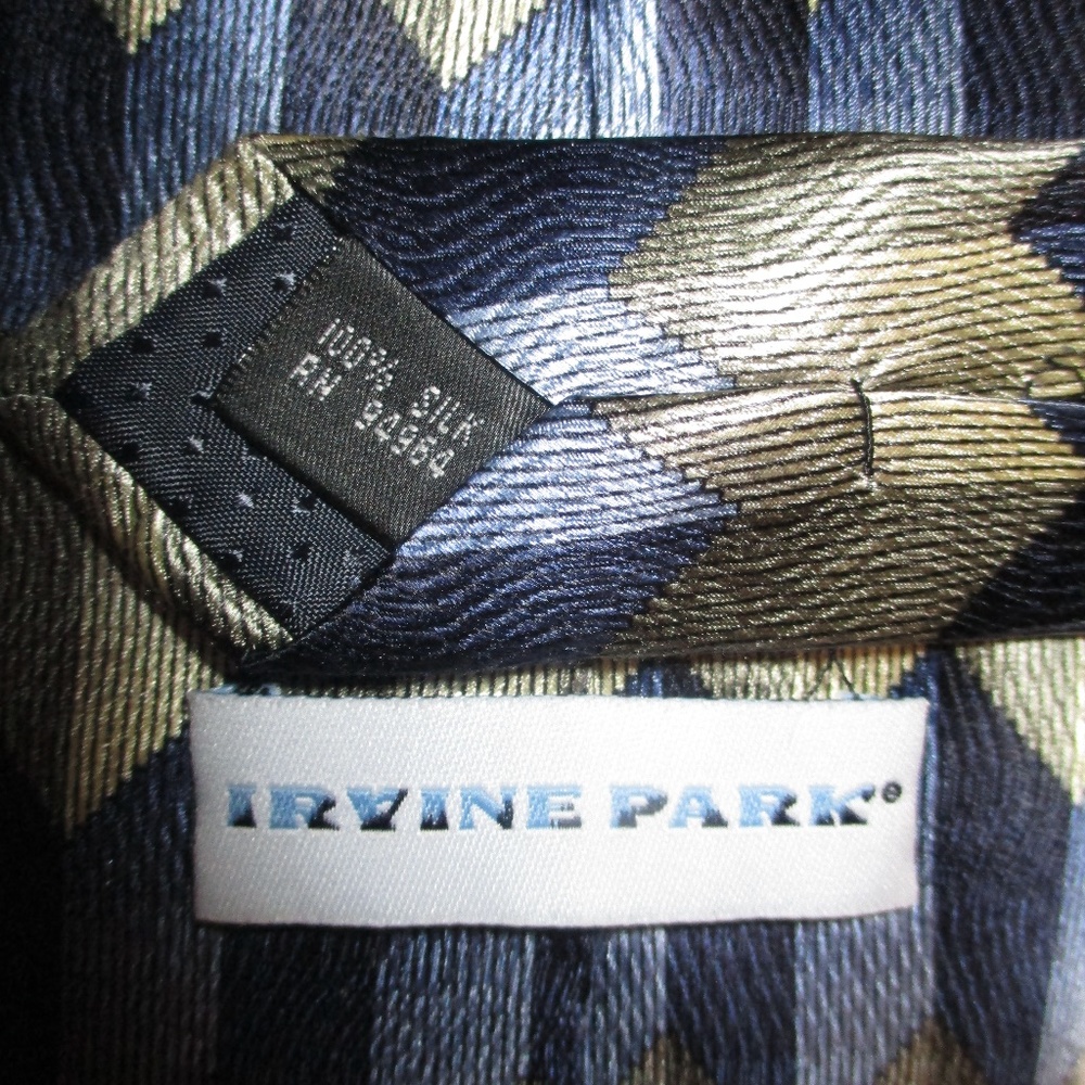 SILK TIES - NWOT - Picture 4 of 7